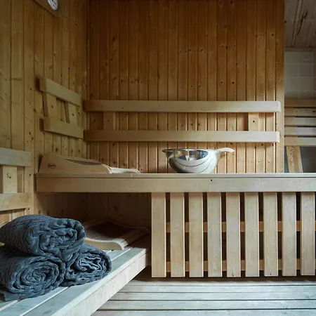 여관 Norefjell - Storhytte Med Jacuzzi Og Fantastisk Beliggenhet 4*